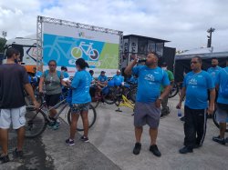 Passeio Ciclístico da Santa Casa anima as ruas de Santos